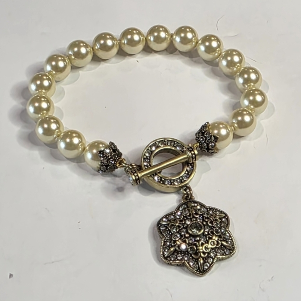 HEIDI DAUS "Unforgettable Lavaliere" Crystal Beaded Bracelet Cream Pearl